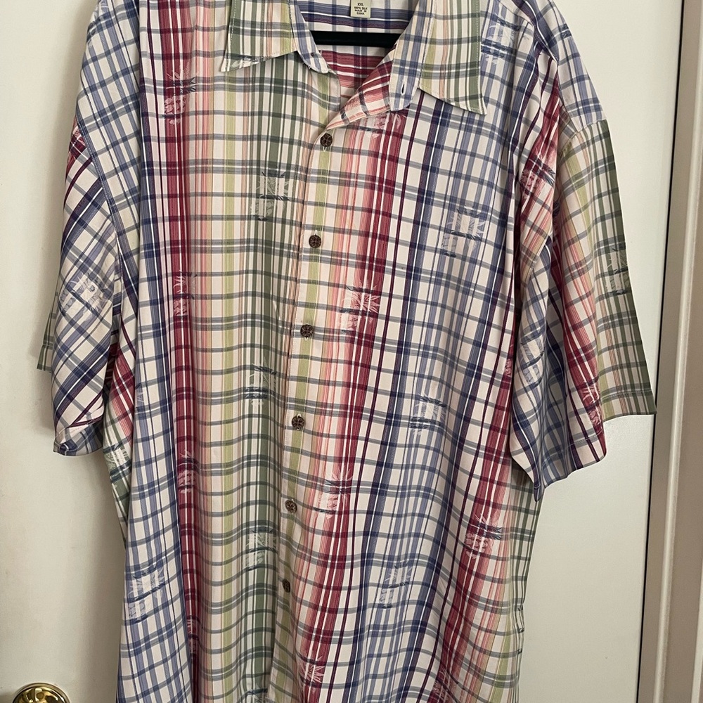 Tommy Bahama Red and Blue Casual Button Down Shirt